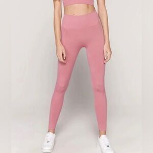 Spiritual Gangster pink Icon Seamless HW Legging NWT